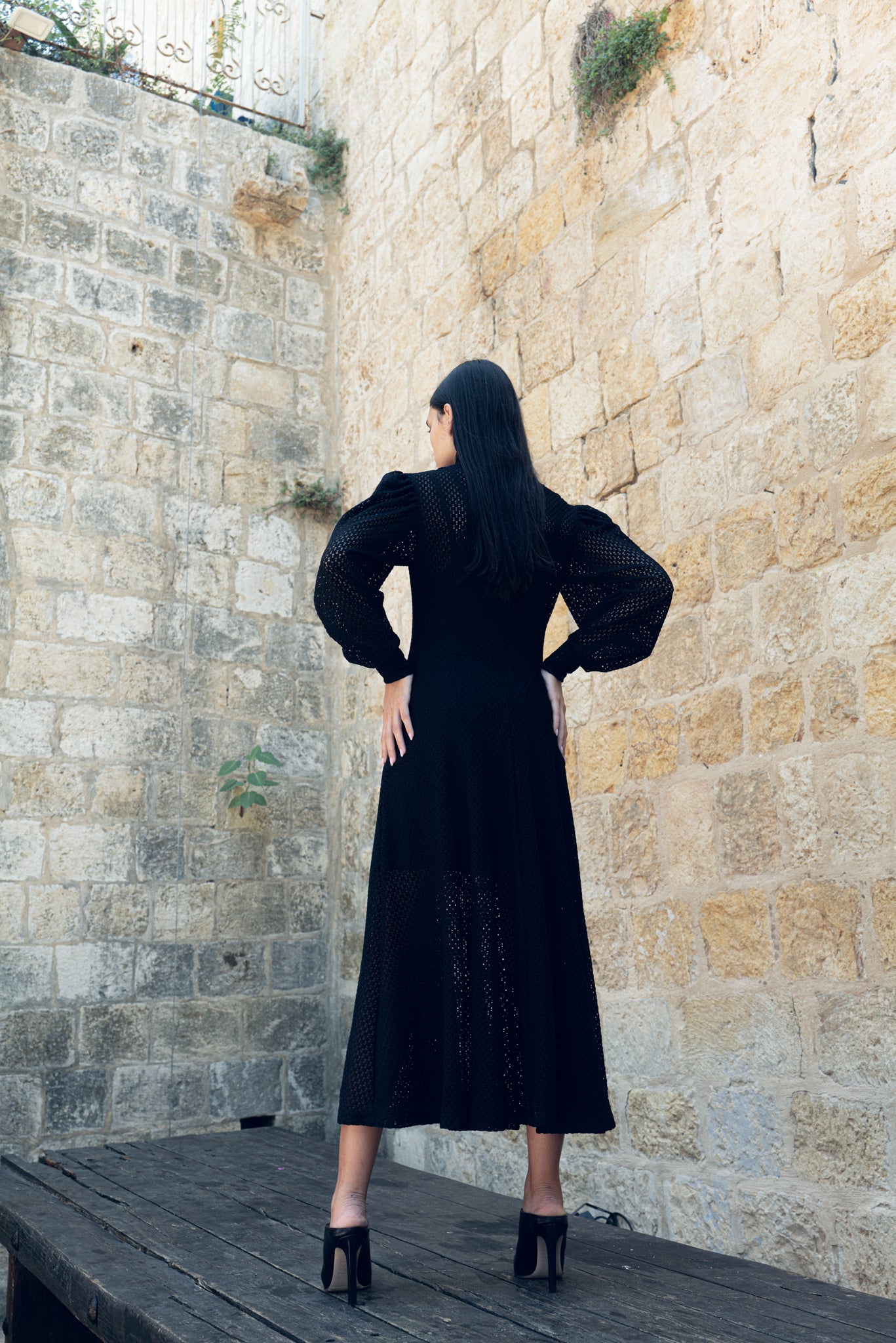 SABINA MUSAYEV - knit_crochet_black_fw_22_23