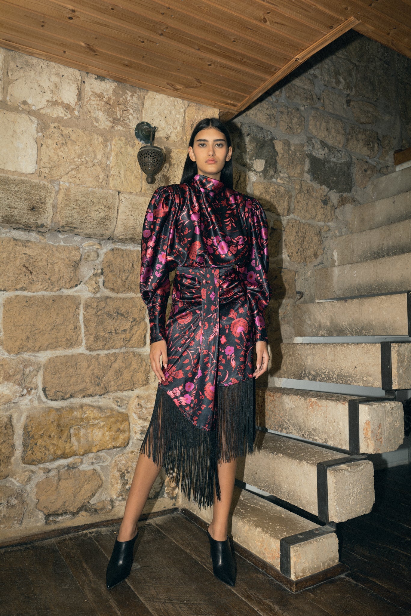 SABINA MUSAYEV - paisley_print_on_satin_black_fw_22_23