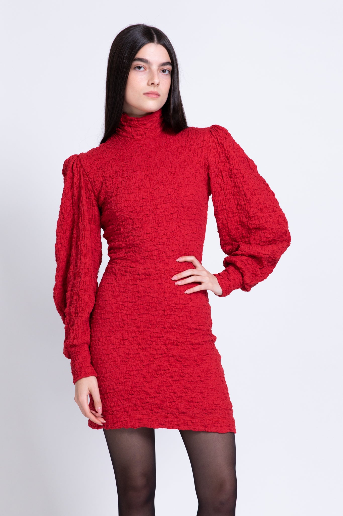SABINA MUSAYEV - crinkled_knit_red_fw_22_23