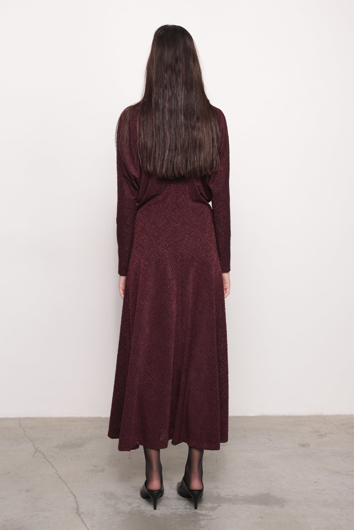SABINA MUSAYEV - textured_knit_bordeaux_fw_25_26