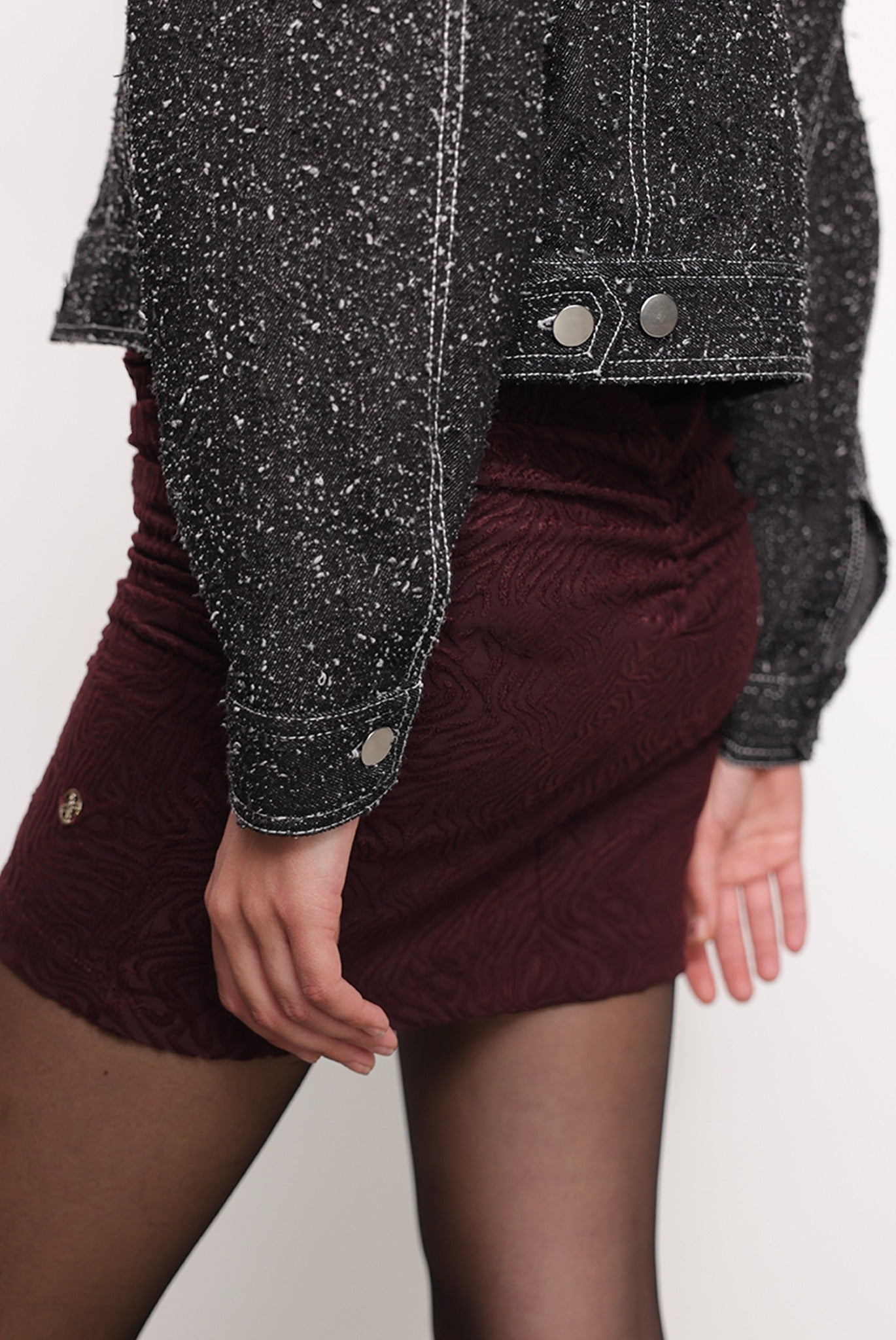 SABINA MUSAYEV - textured_knit_bordeaux_fw_25_26