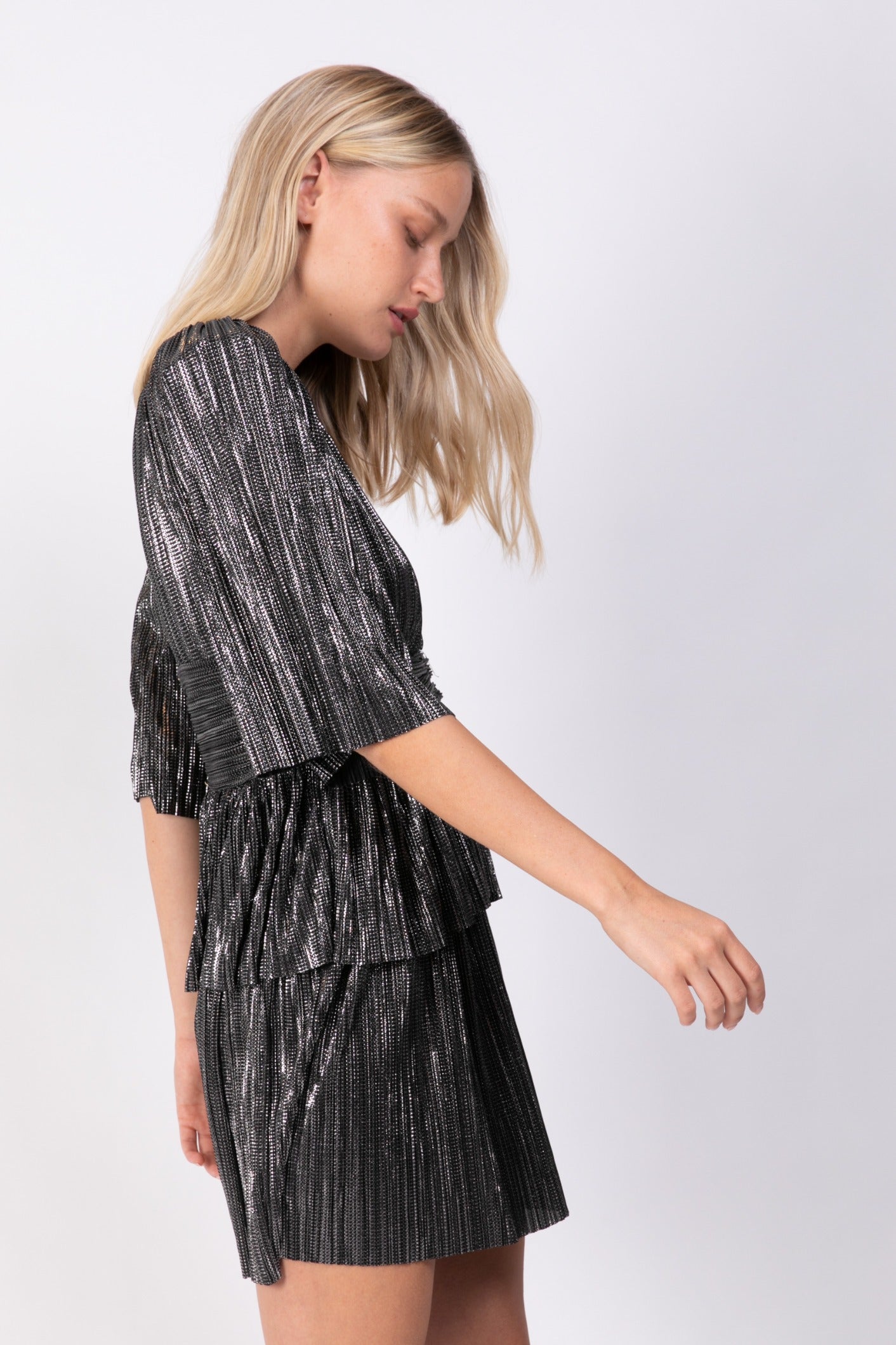 SABINA MUSAYEV - pleated_knit_w_foil_black_ss_22