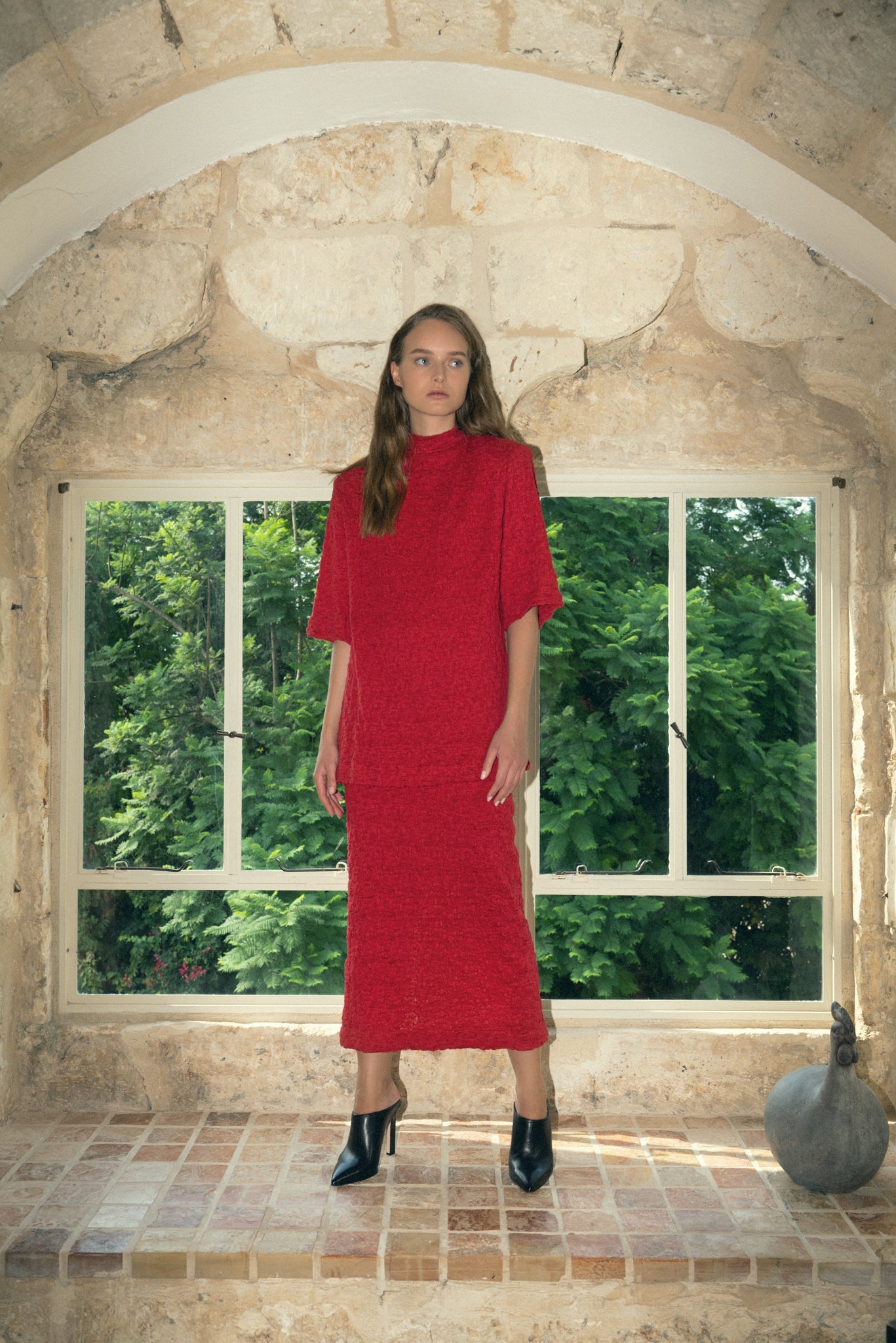 SABINA MUSAYEV - crinkled_knit_red_fw_22_23