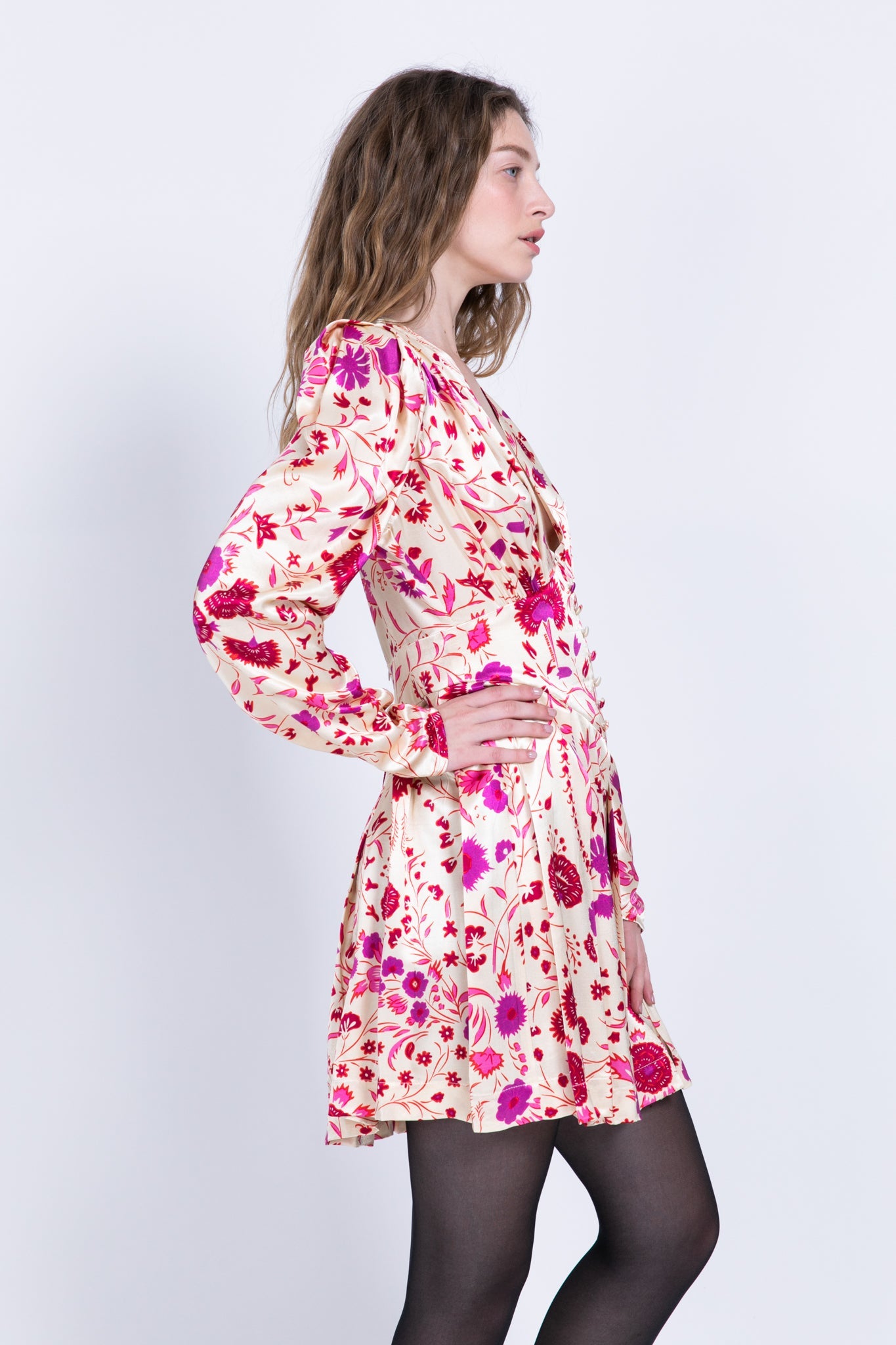 SABINA MUSAYEV - paisley_print_on_satin_ivory_fw_22_23