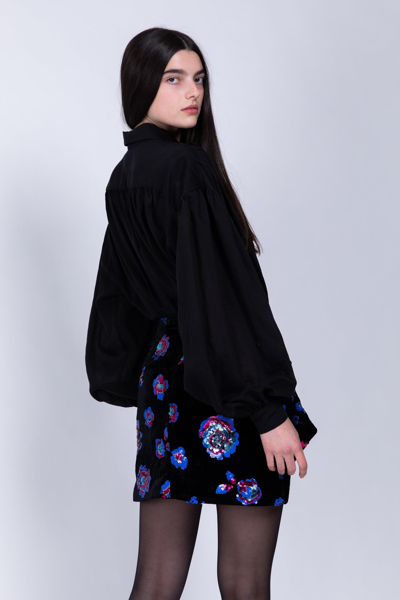 SABINA MUSAYEV - velvet_sequins_embroidery_black_fw_22_23