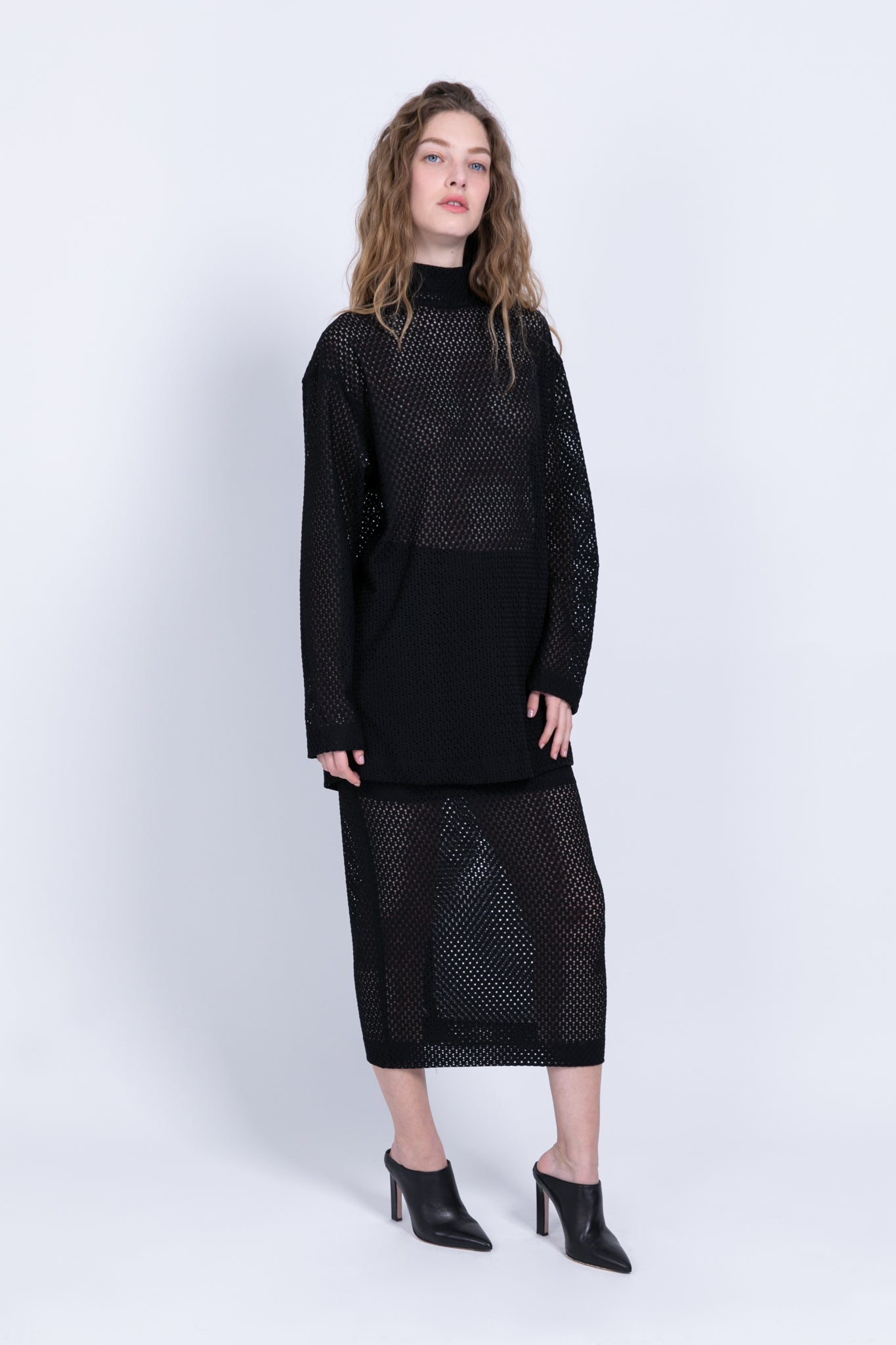 SABINA MUSAYEV - knit_crochet_black_fw_22_23