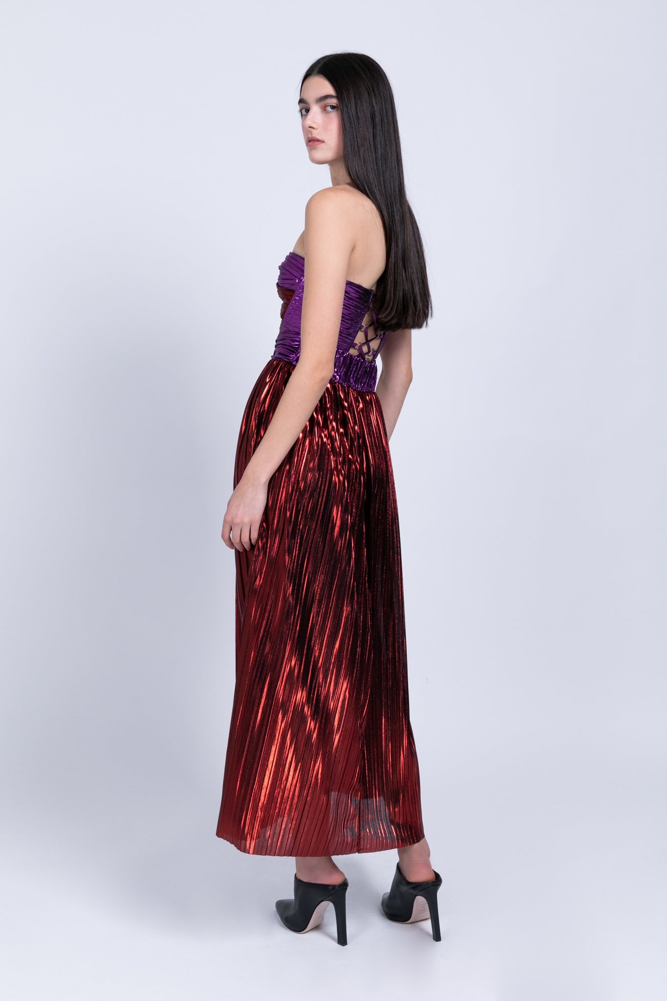 SABINA MUSAYEV - two_tone_pleated_knit_w_foil_red_purple_fw_22_23