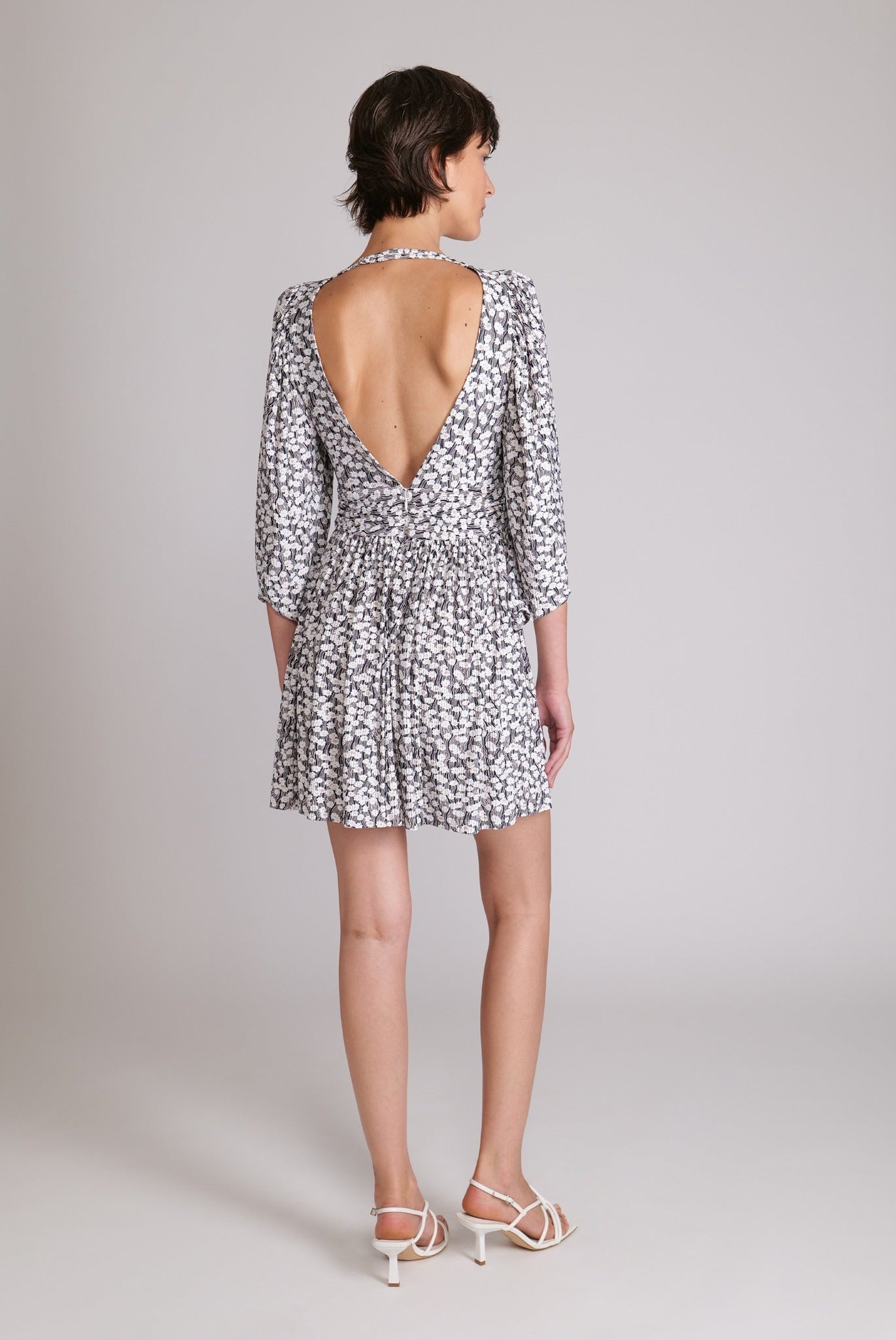 SABINA MUSAYEV - botanical_vine_pleated_knit_black