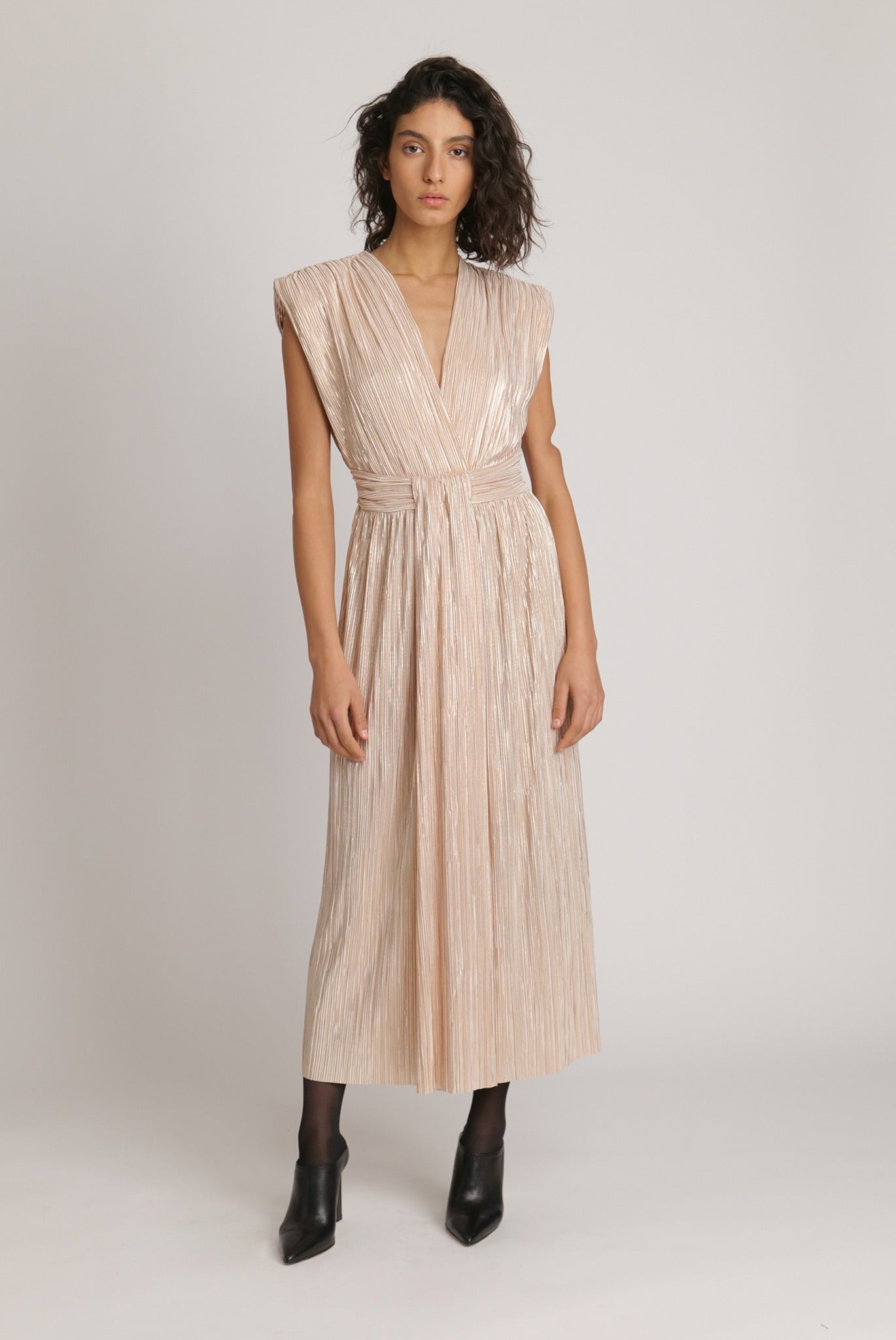 SABINA MUSAYEV - pleated_knit_w_foil_pearl_blush_fw_23_24