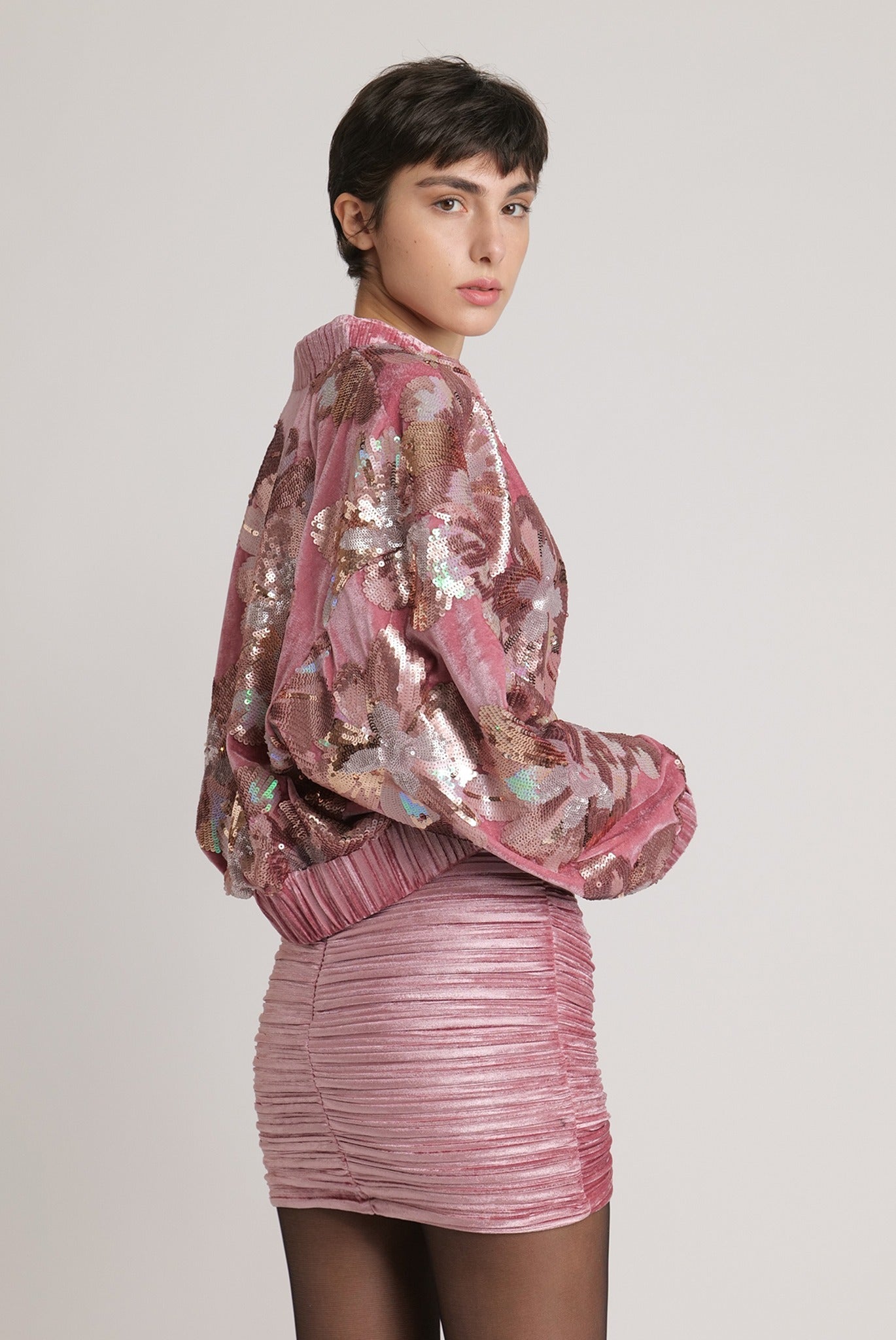SABINA MUSAYEV - pleated_velvet_smoked_pink_fw_23_24