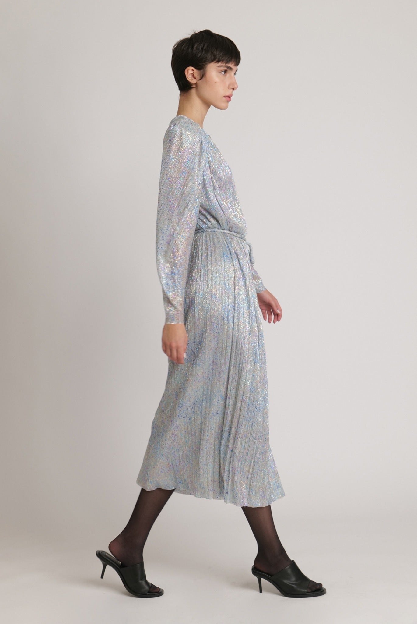 SABINA MUSAYEV - pleated_knit_w_multi_dot_foil_silver_mop_fw_23_24