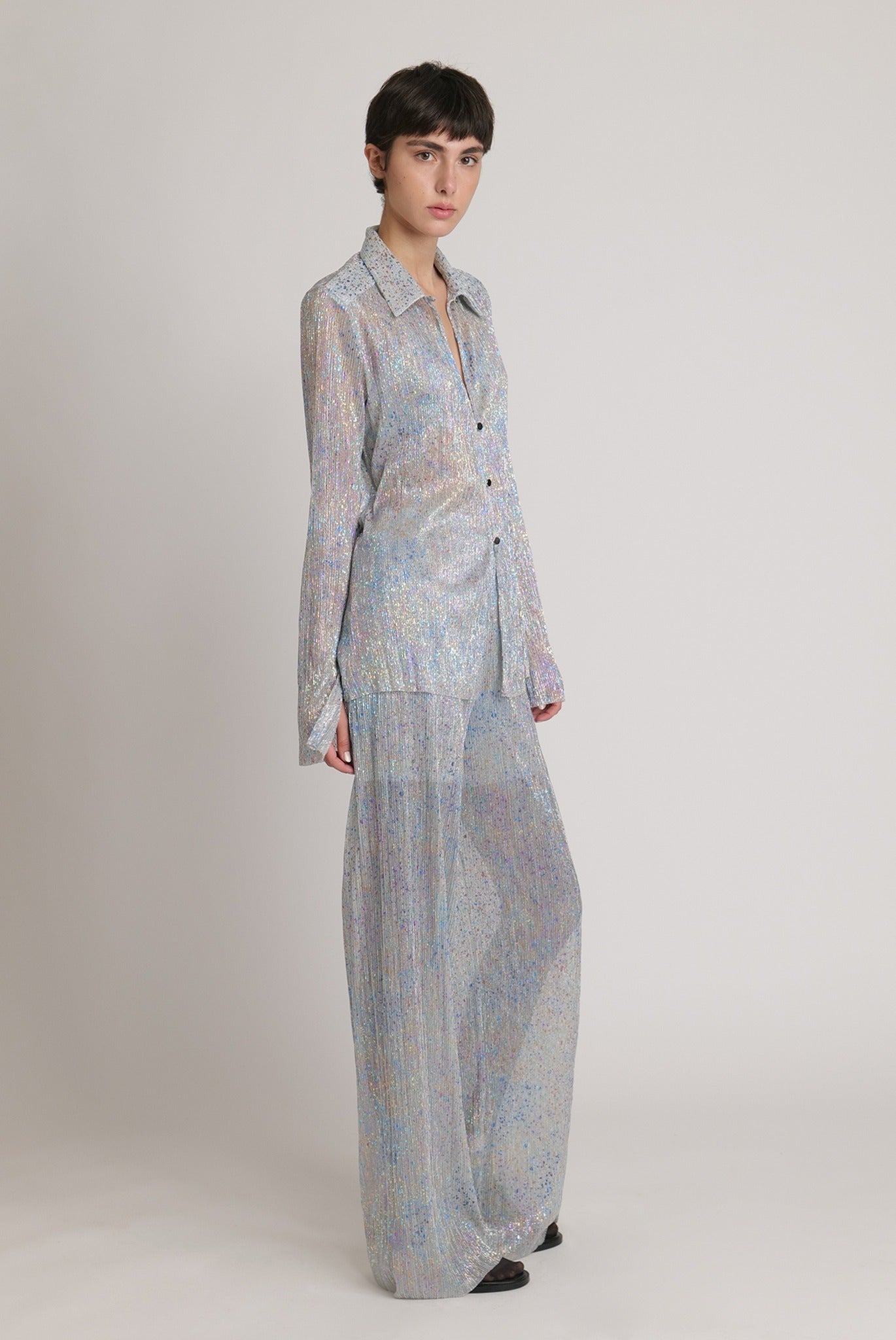SABINA MUSAYEV - pleated_knit_w_multi_dot_foil_silver_mop_fw_23_24