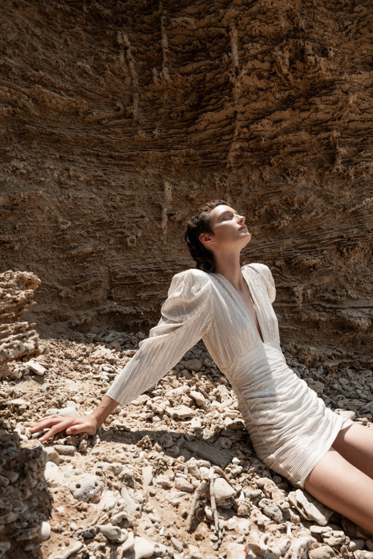 SABINA MUSAYEV - pleated_knit_w_gold_foil_off_white_ss_21