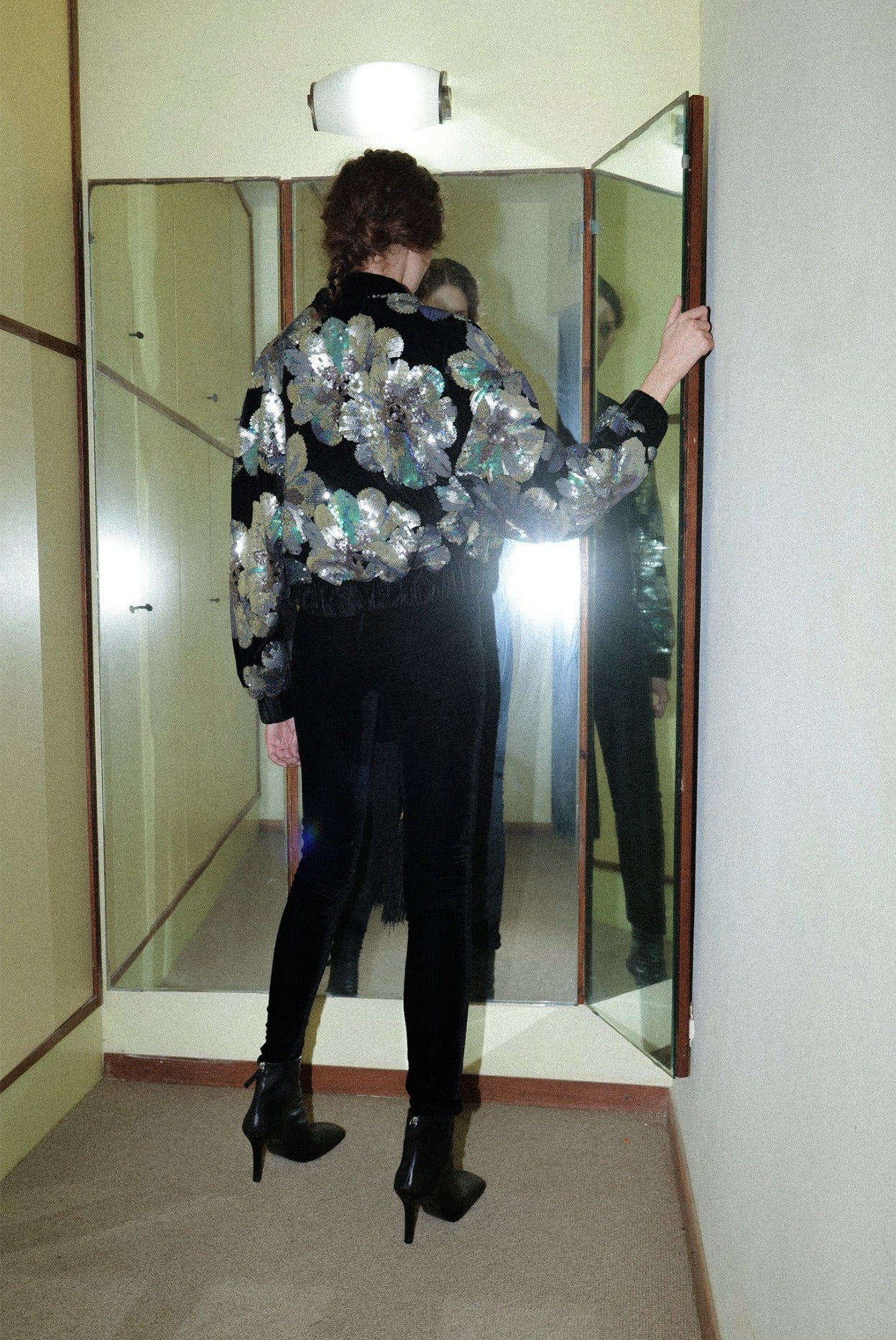 SABINA MUSAYEV - solid_velvet_black_fw_23_24
