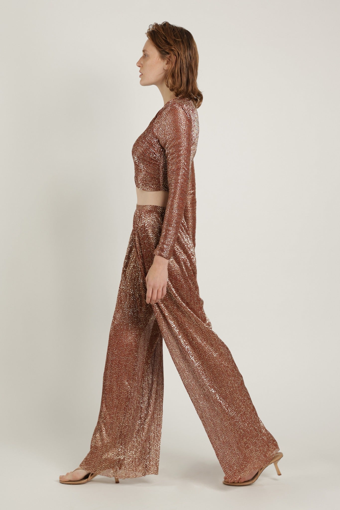 SABINA MUSAYEV - pleated_knit_w_speckled_foil_rust_summer_24
