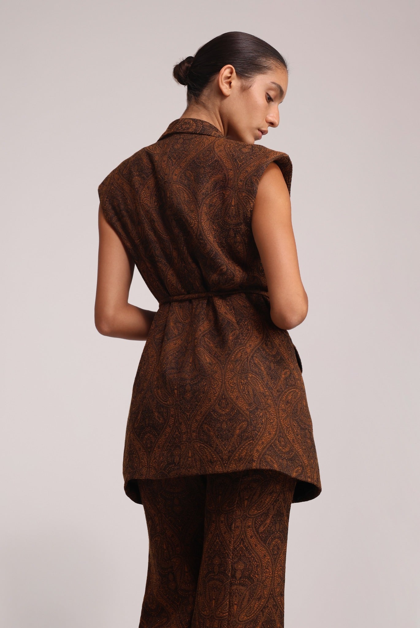 SABINA MUSAYEV - jacquard_paisley_black_rust_summer_25