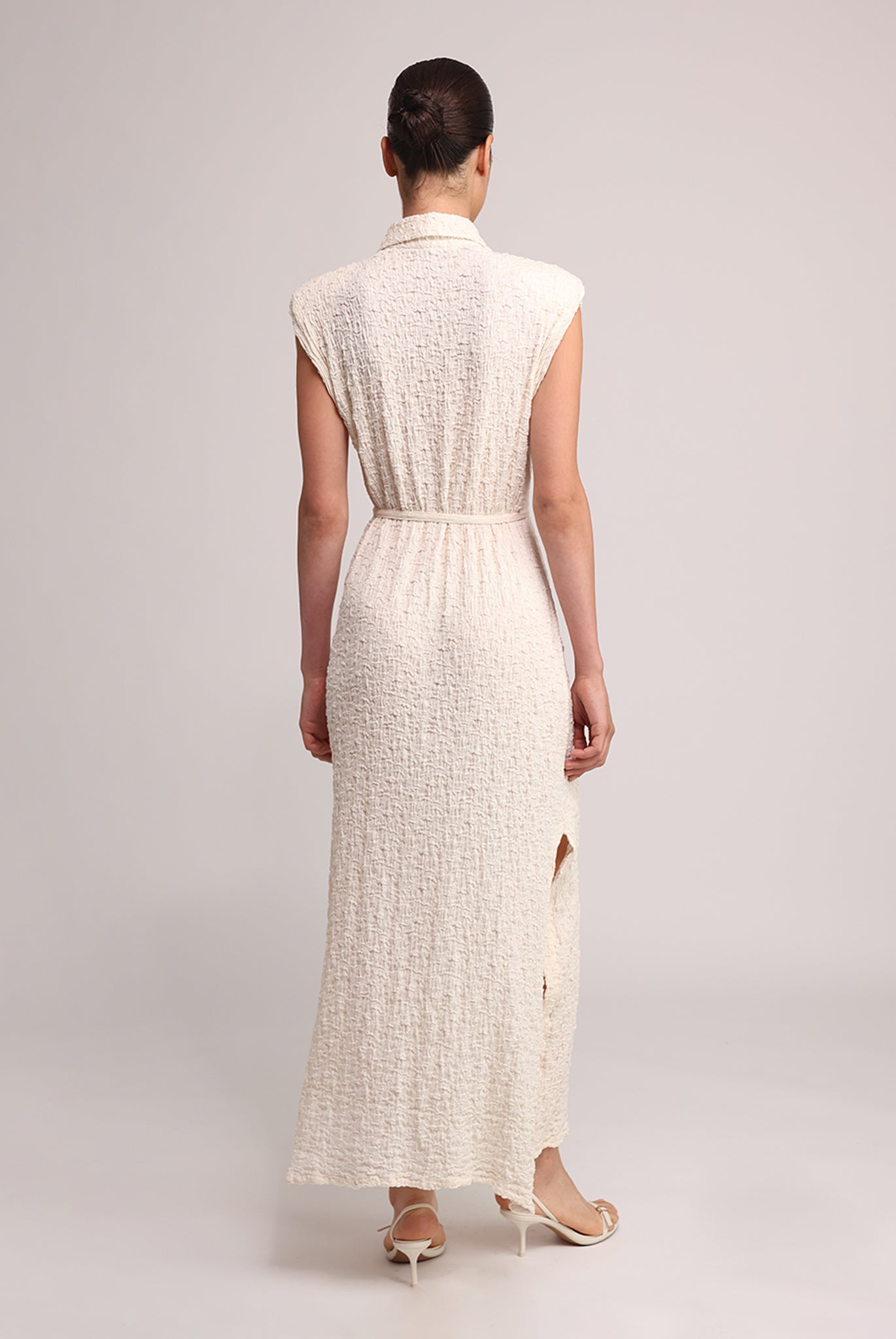 SABINA MUSAYEV - crinkled_knit_ivory_summer_25