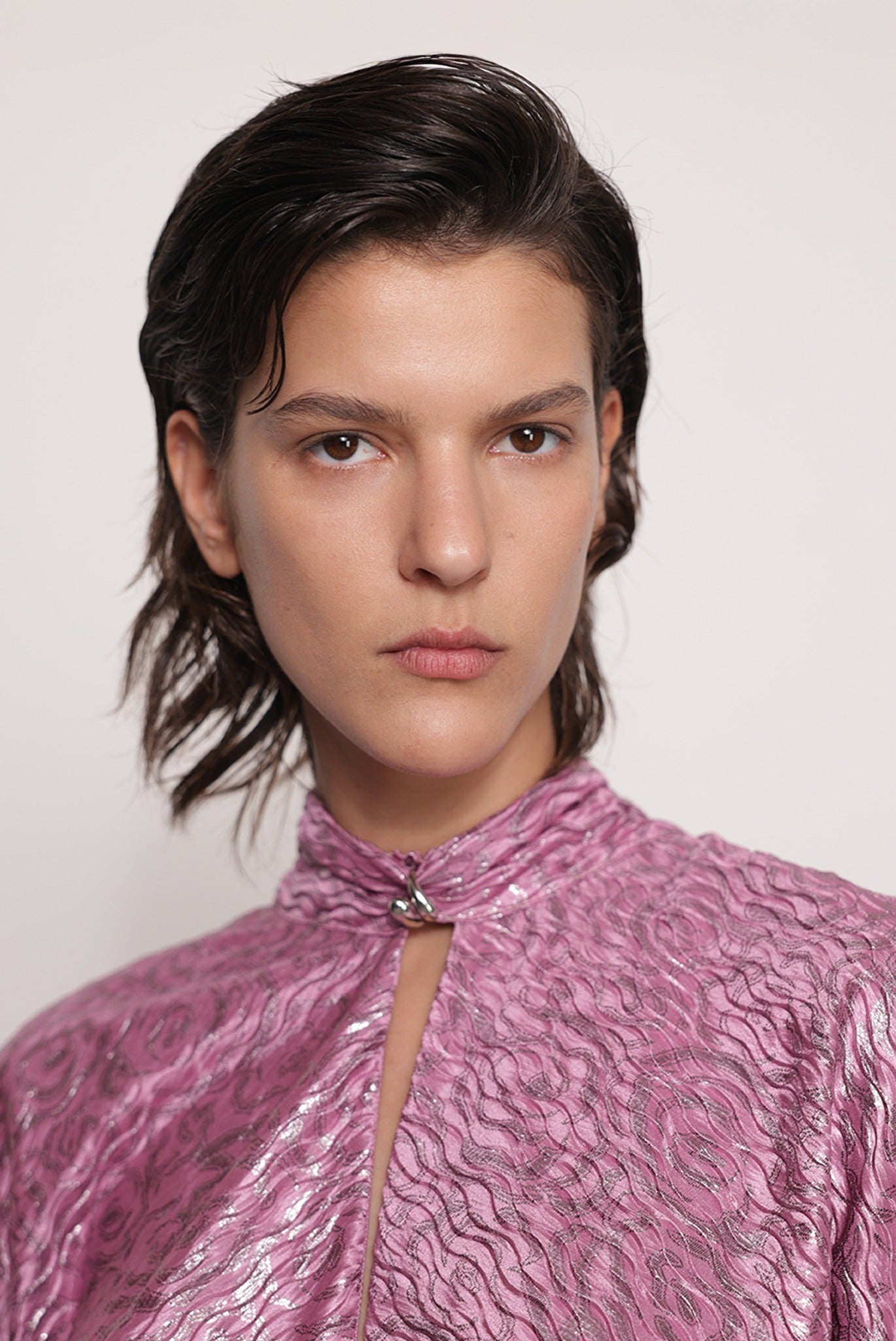 SABINA MUSAYEV - pleated_knit_w._foil_mauve_fw_25_26