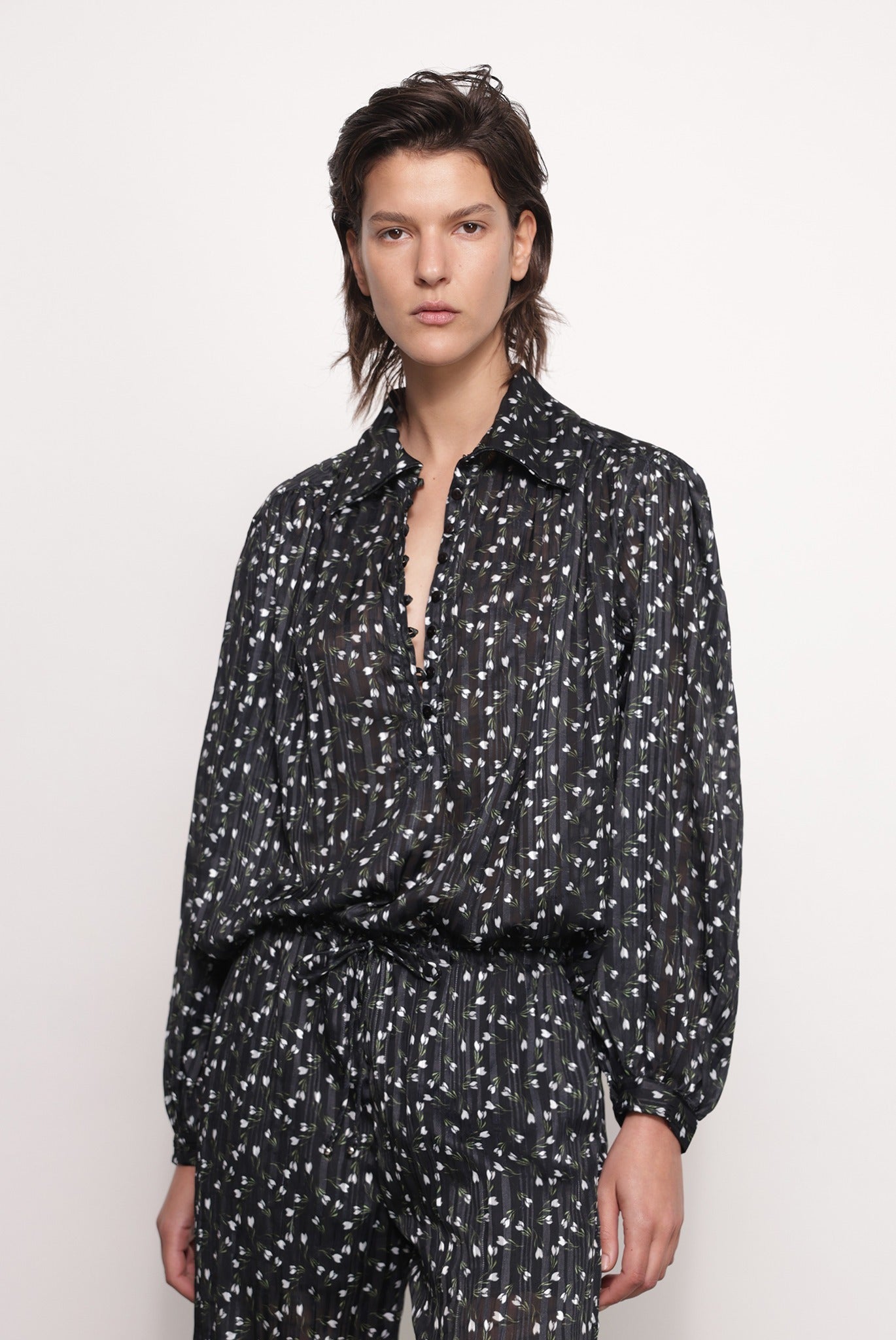 SABINA MUSAYEV - wallflower_print_black_print_fw_25_26