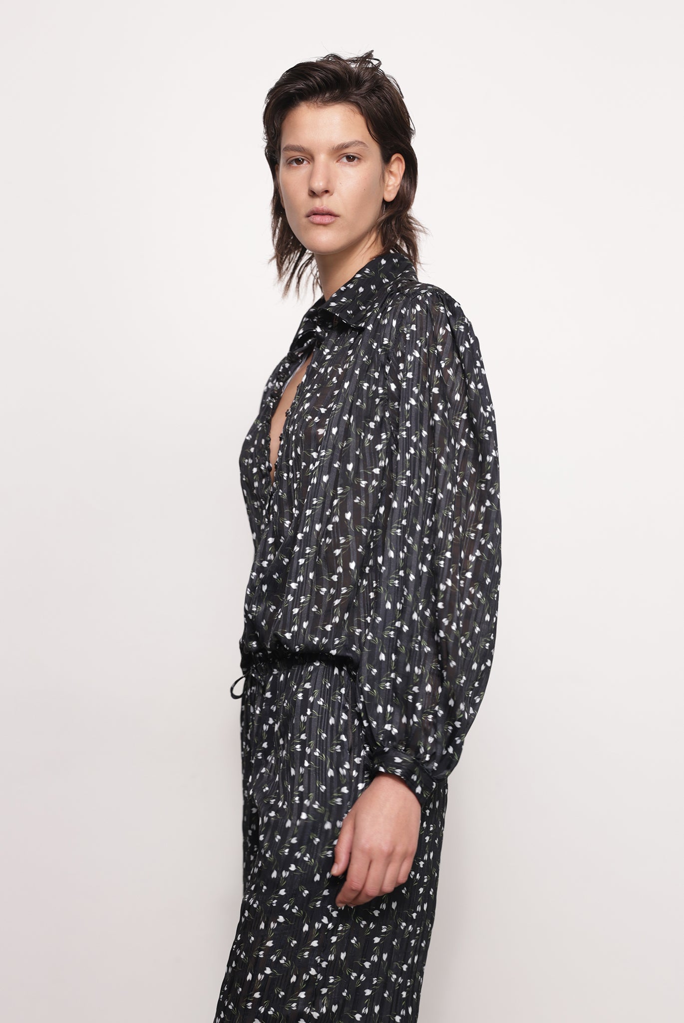 SABINA MUSAYEV - wallflower_print_black_print_fw_25_26