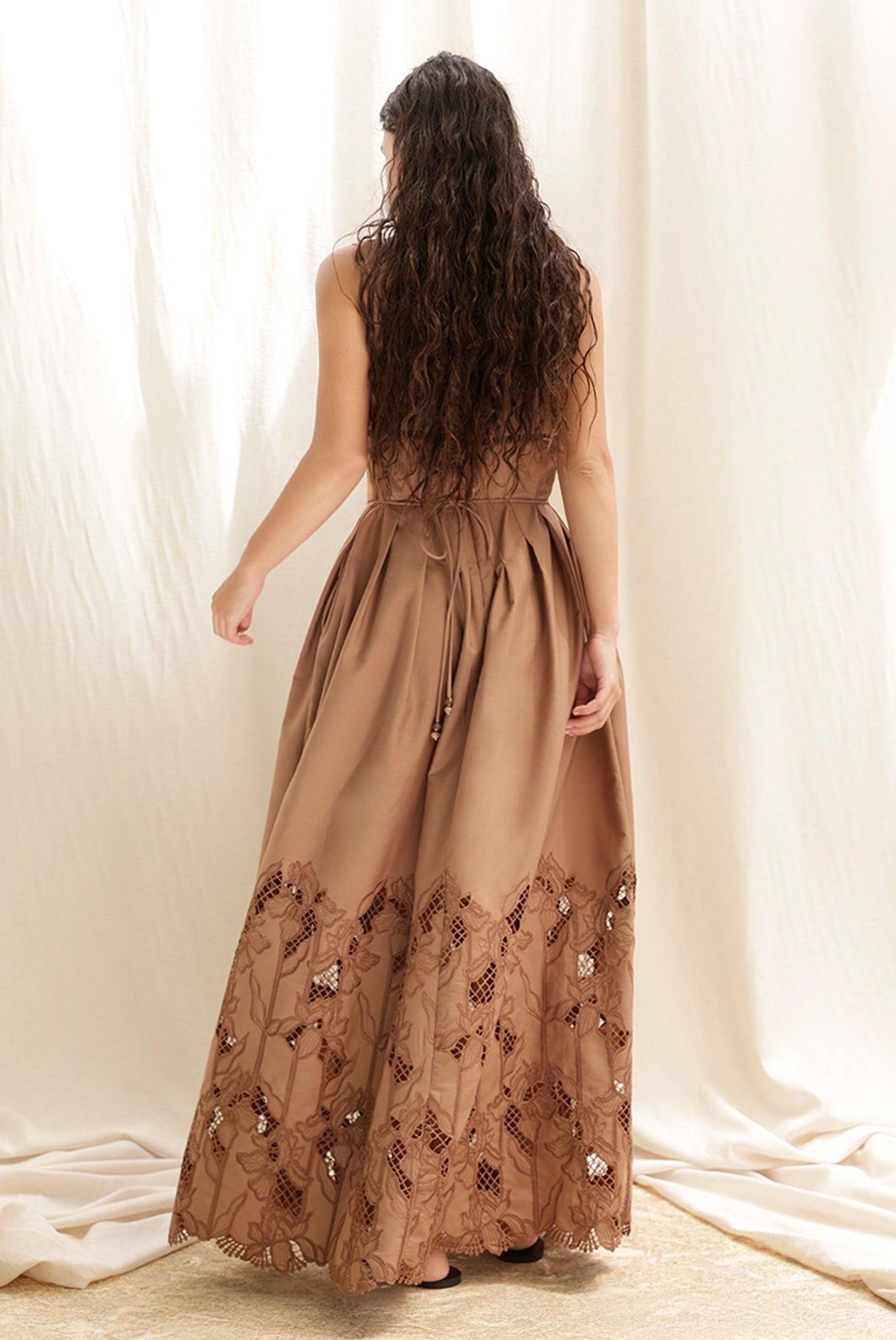 SABINA MUSAYEV - embroidered_poplin_mocha_pre_spring_26