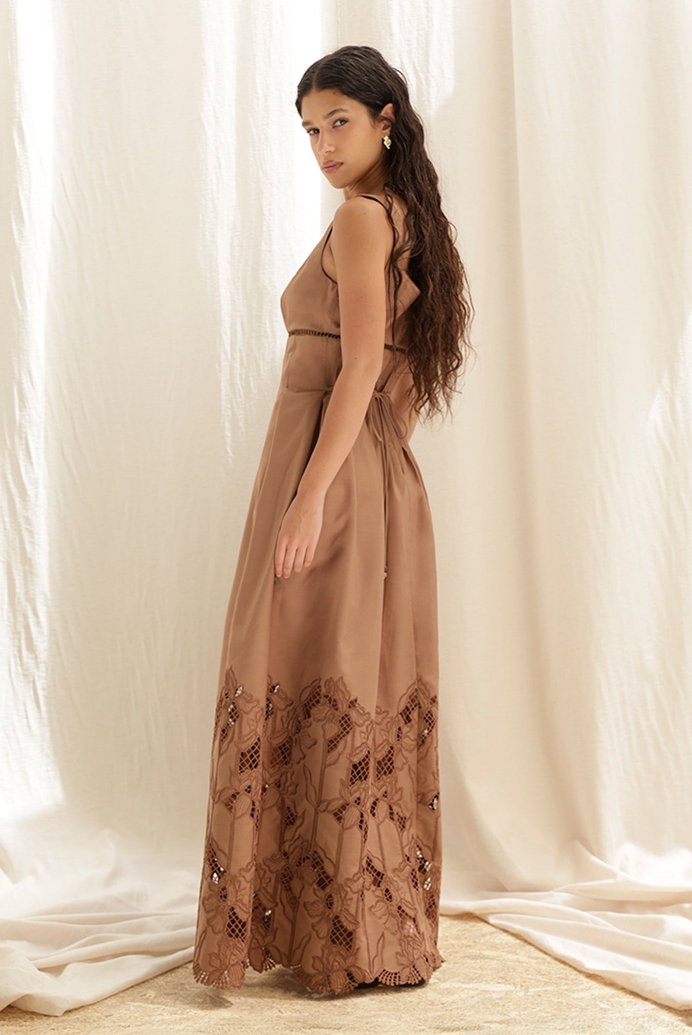 SABINA MUSAYEV - embroidered_poplin_mocha_pre_spring_26