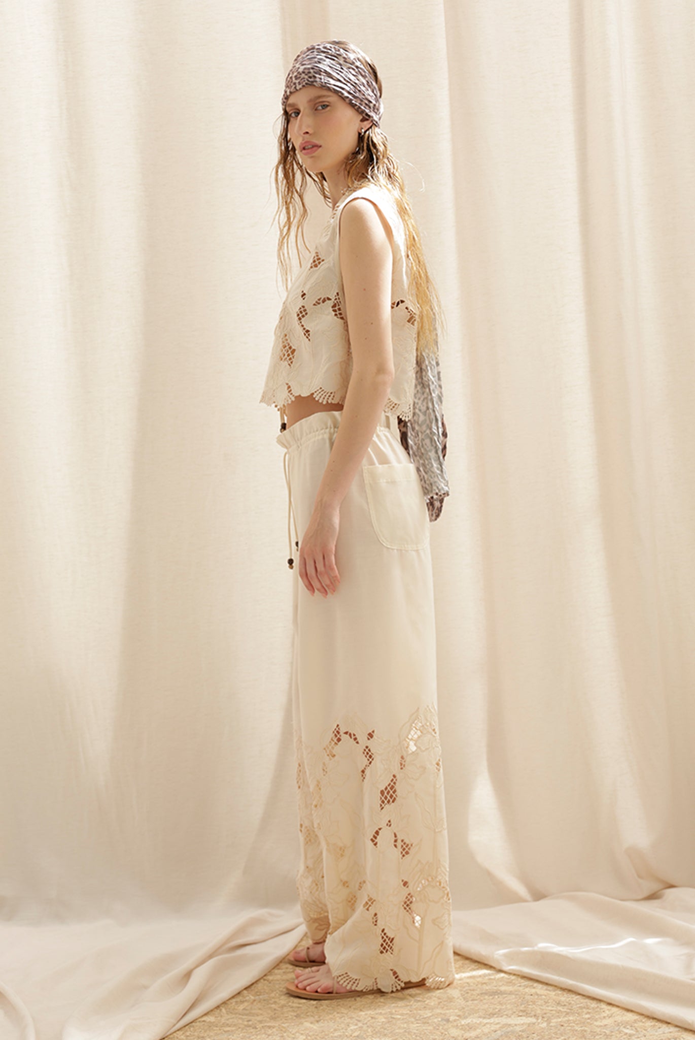 SABINA MUSAYEV - embroidered_poplin_ivory_pre_spring_26