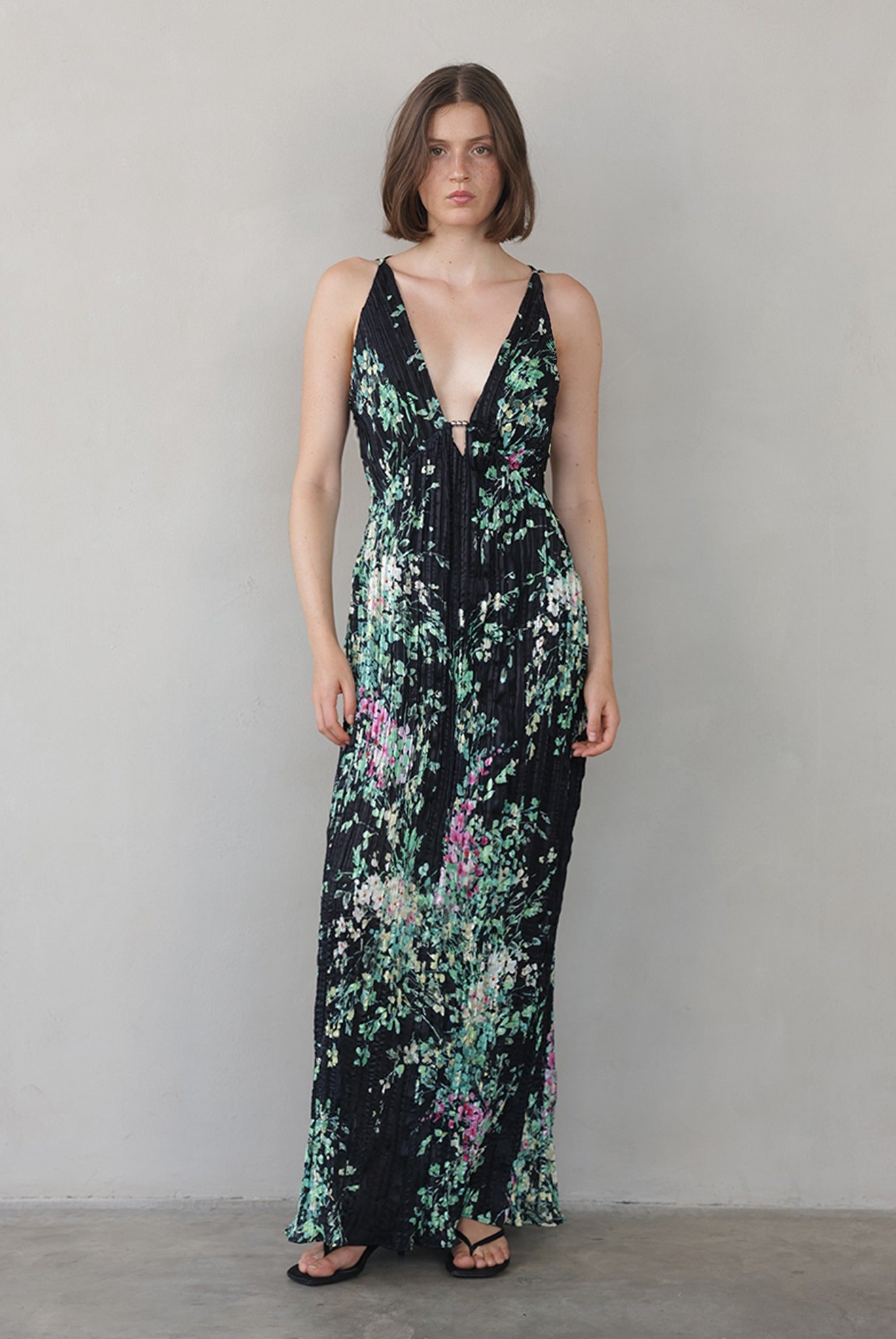 SABINA MUSAYEV - floral_print_black_print_summer_26