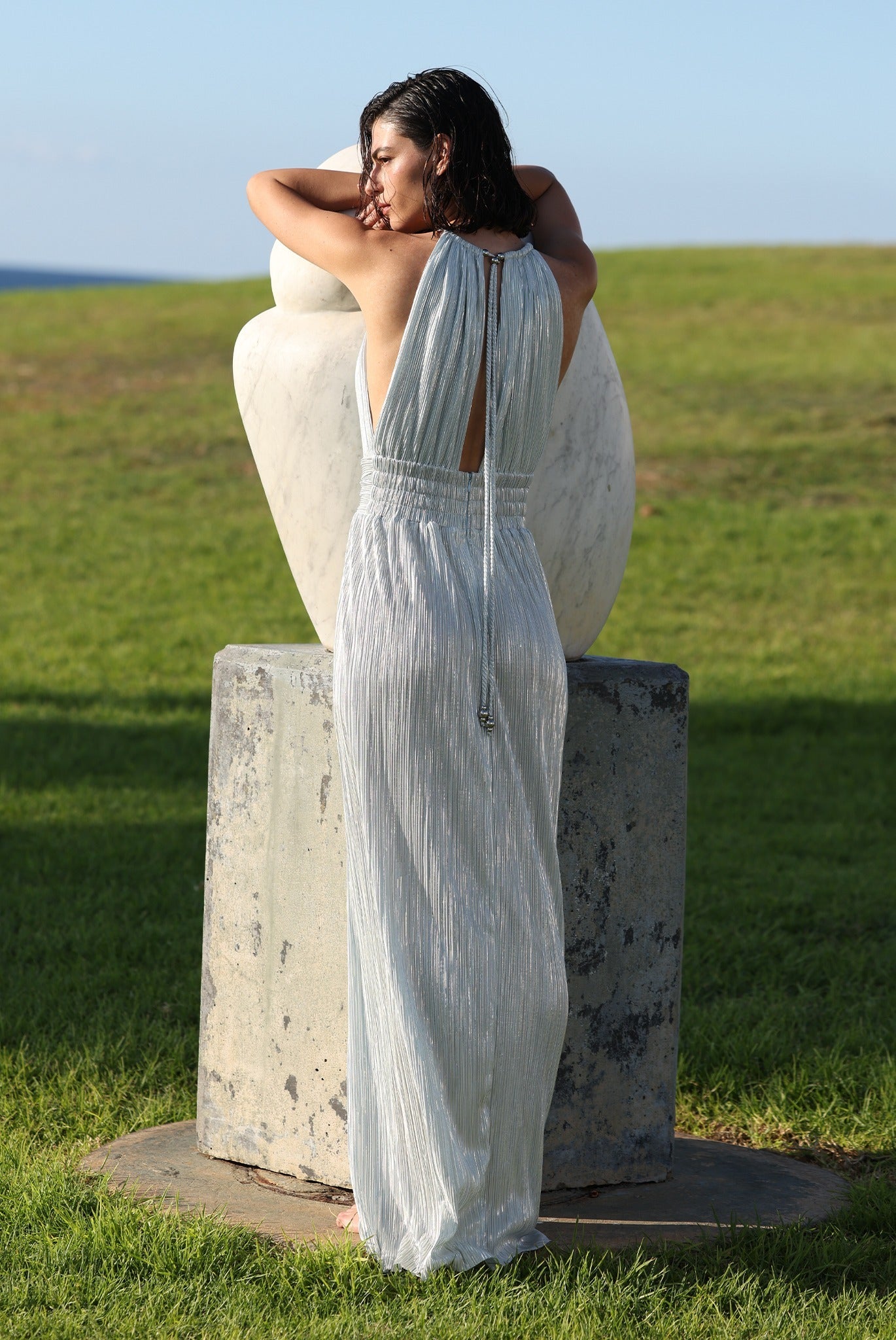 SABINA MUSAYEV - pleated_knit_w_gold_foil_sky_silver_pre_fall_26_27